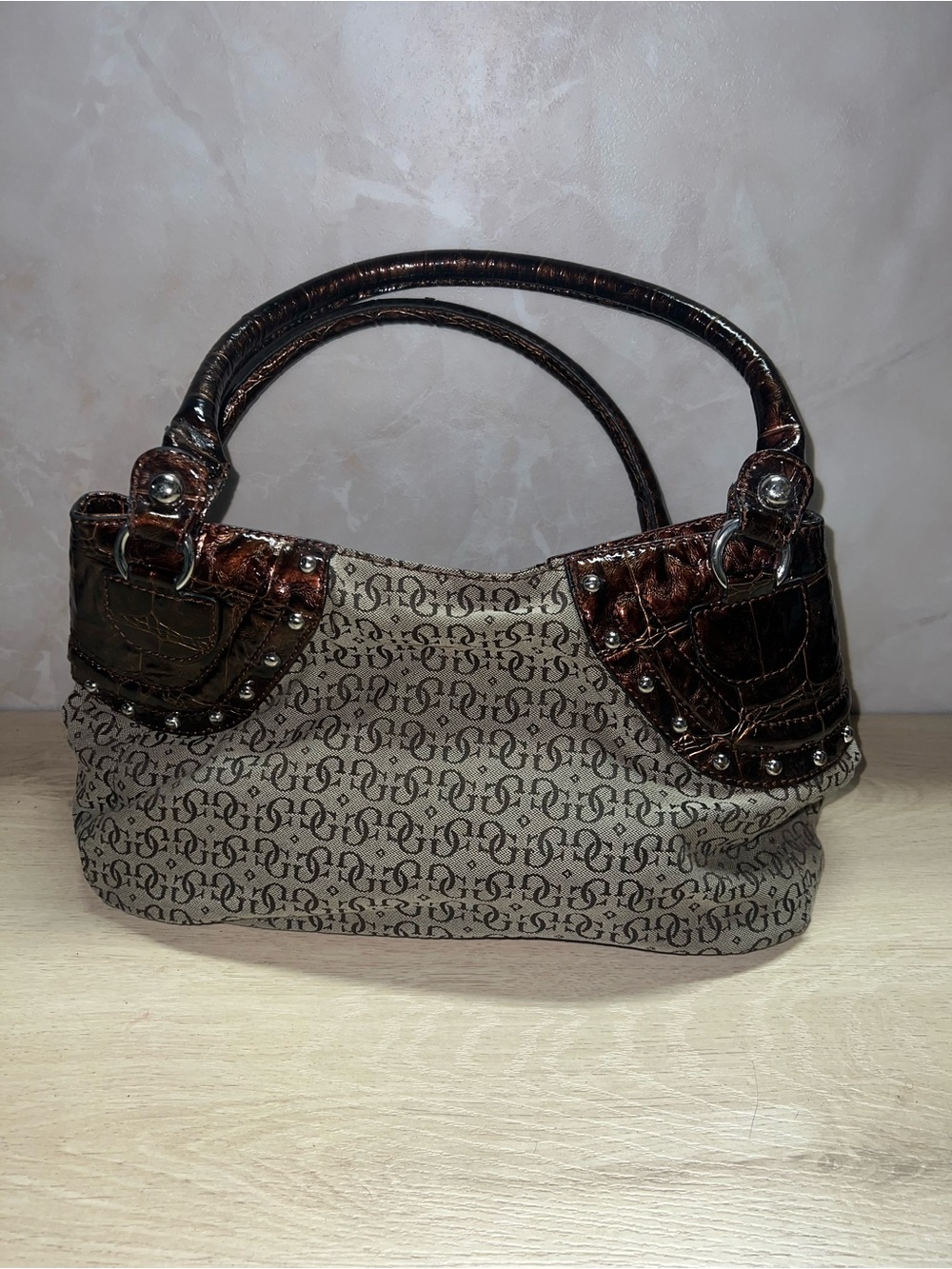 Vintage Guess Y2K Monogram Hobo Bag Bronze Croc Embossed Studded Purse - Picture 4 of 7